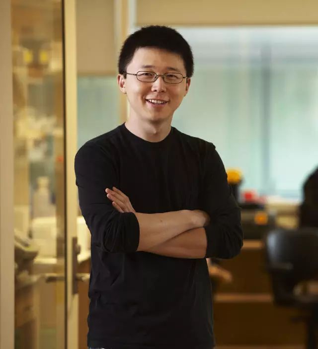 张锋,CRISPR/Cas9技术创始人之一,世界最一流的CRISPR/Cas9专家,基因编辑技术的集大成者。图片来源:news.mit.edu