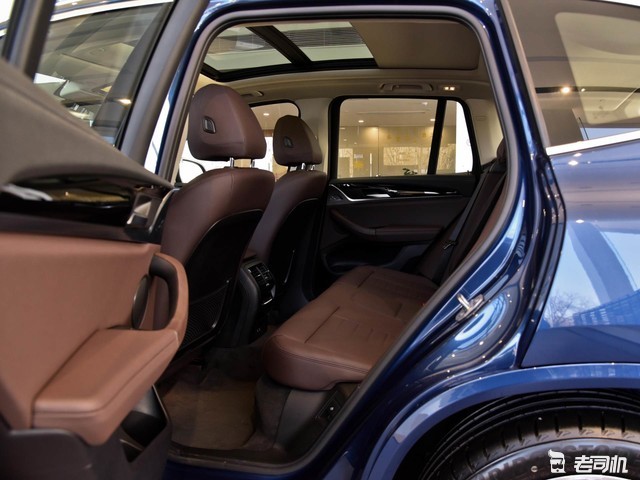 主流消费者的选择 小哥带你看宝马x3