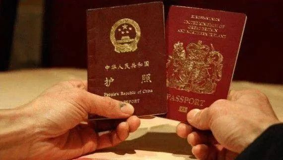 10万美籍华人被遣返他们失去中国籍美国籍中国该如何安排