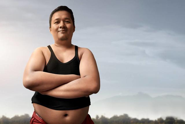 一个胖子做有氧运动一个胖子做力量训练最后身材有什么差别