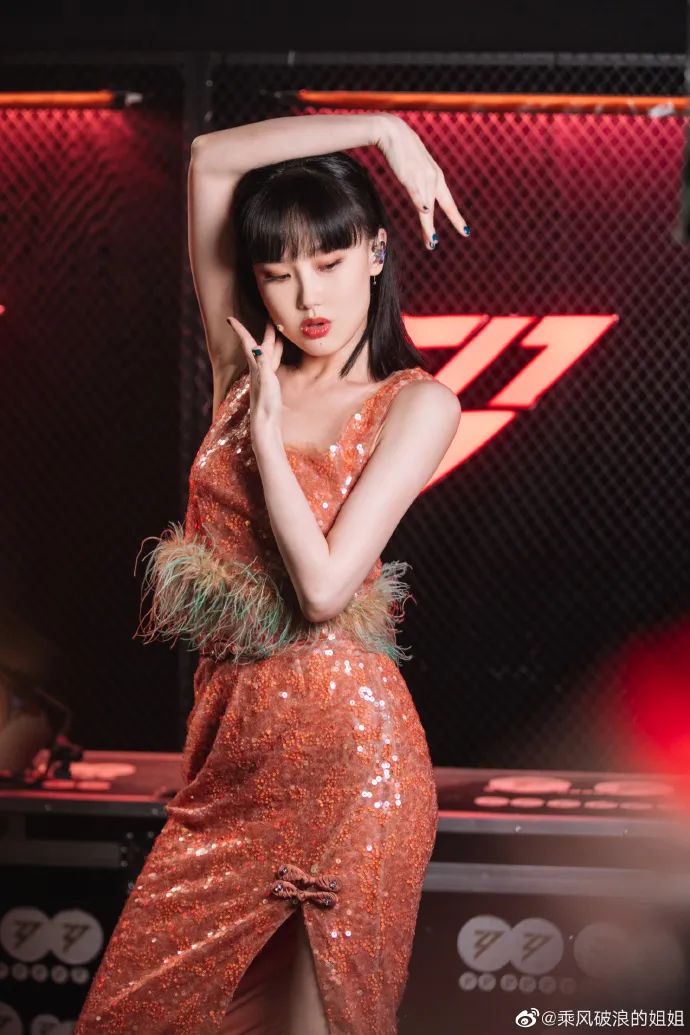 我竟然错过了神仙歌手黄龄16年__凤凰网