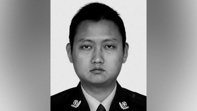 36岁缉毒警突发疾病因公牺牲,其父26年前倒在毒贩手雷下