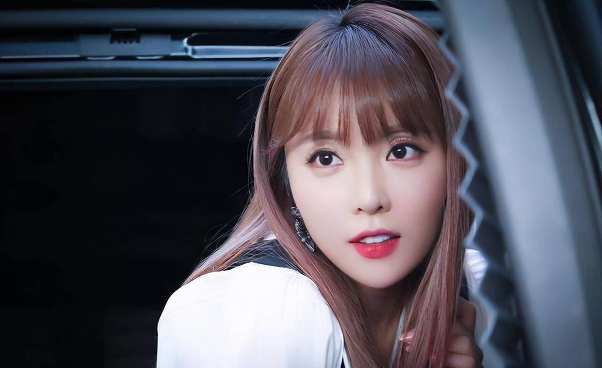 洪真英被曝论文重复率99.9%,顺利毕业全靠父亲__凤凰网