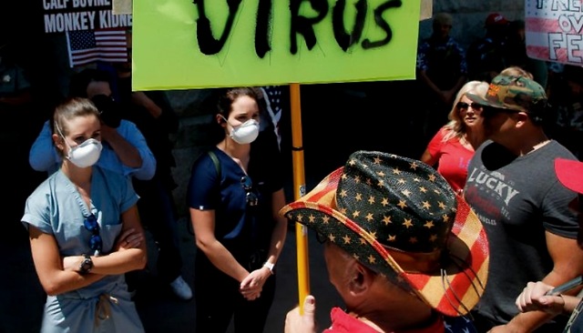 美多地示威者要求重启经济，亚利桑那ICU护士“沉默”反对
