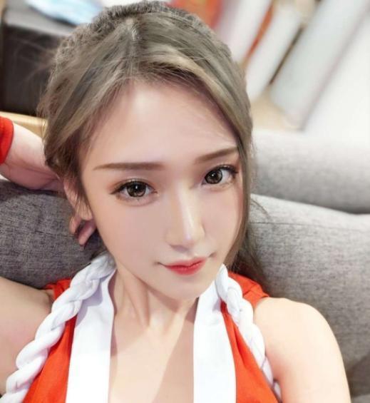 超管不封!腐团再次挑战COS不知火舞,粉丝疯狂截图__凤凰网