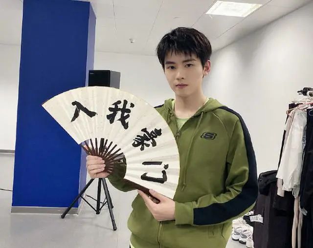 任豪陕西汉子式系发带也可以很酷