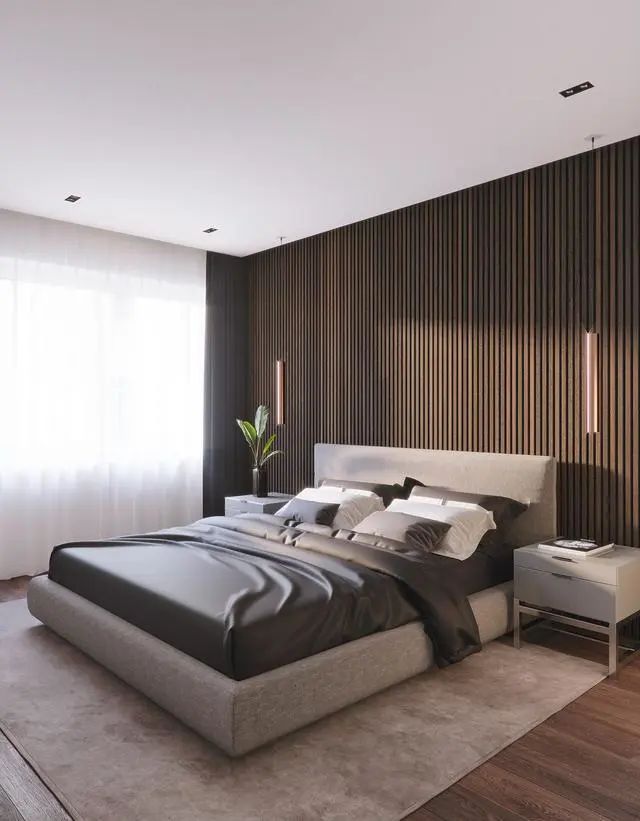 床头这样装经久耐看,木栅栏做半高,顶部高低错落,层次感十足