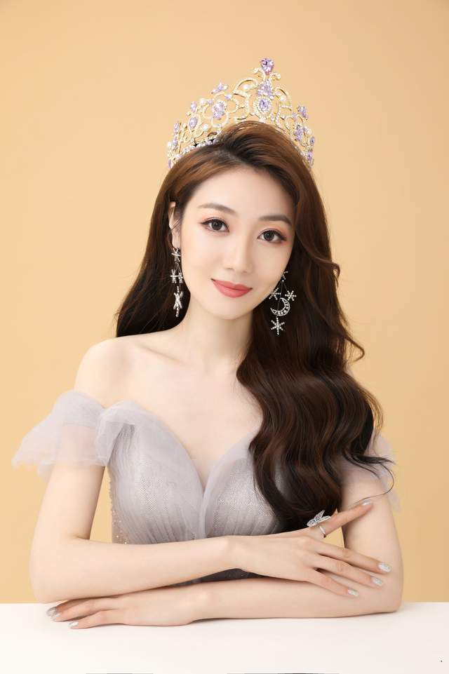 2020国际联合国(精英)小姐ms澳门冠军——周琰