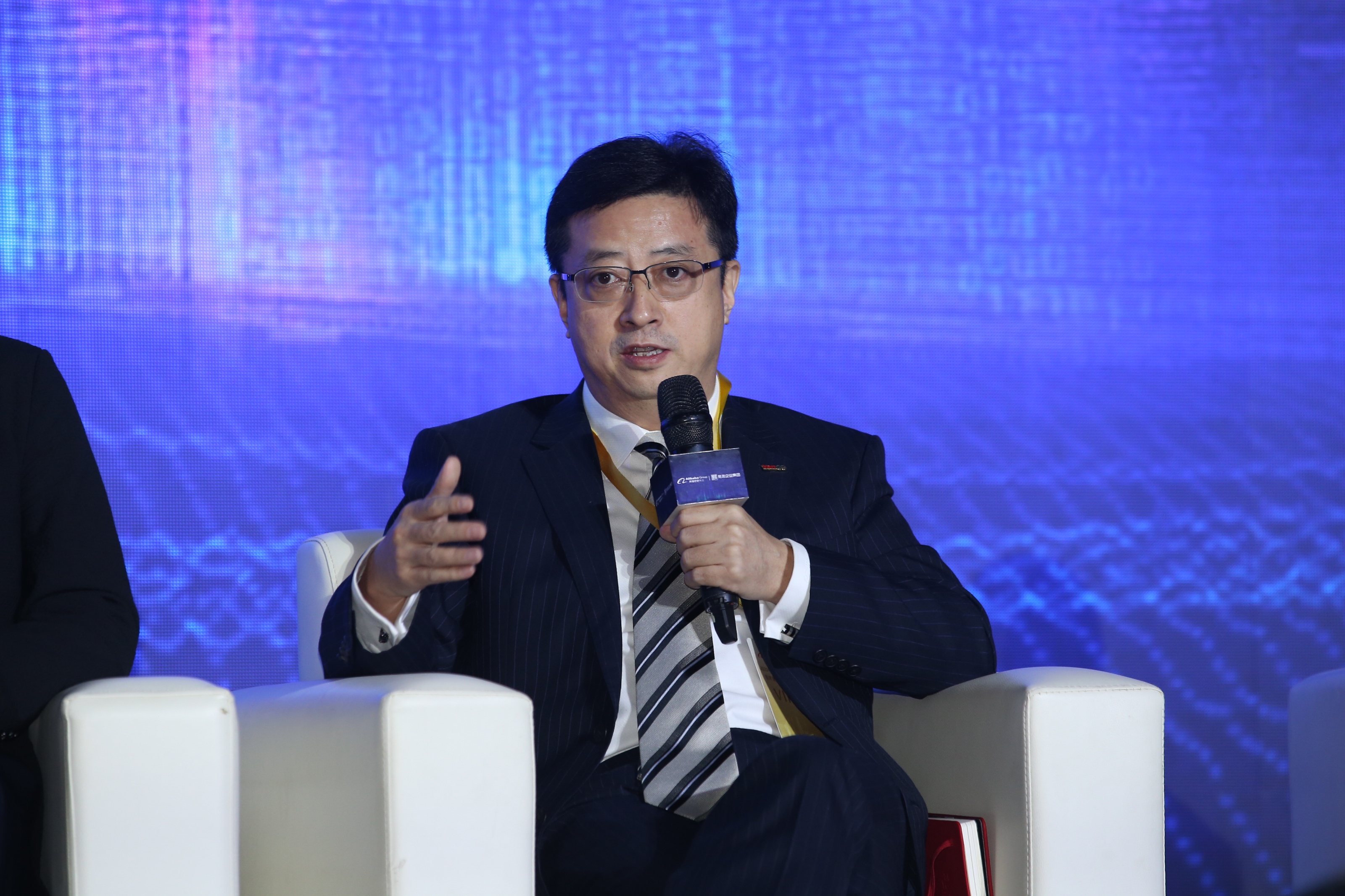 朱荣斌互联网赋能房地产需要聚众之力