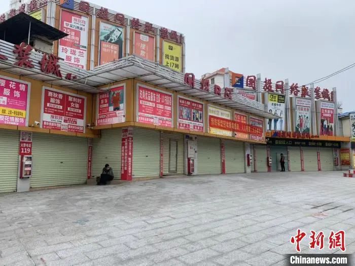 服装业收入或蒸发4000亿你多久没买新衣服了