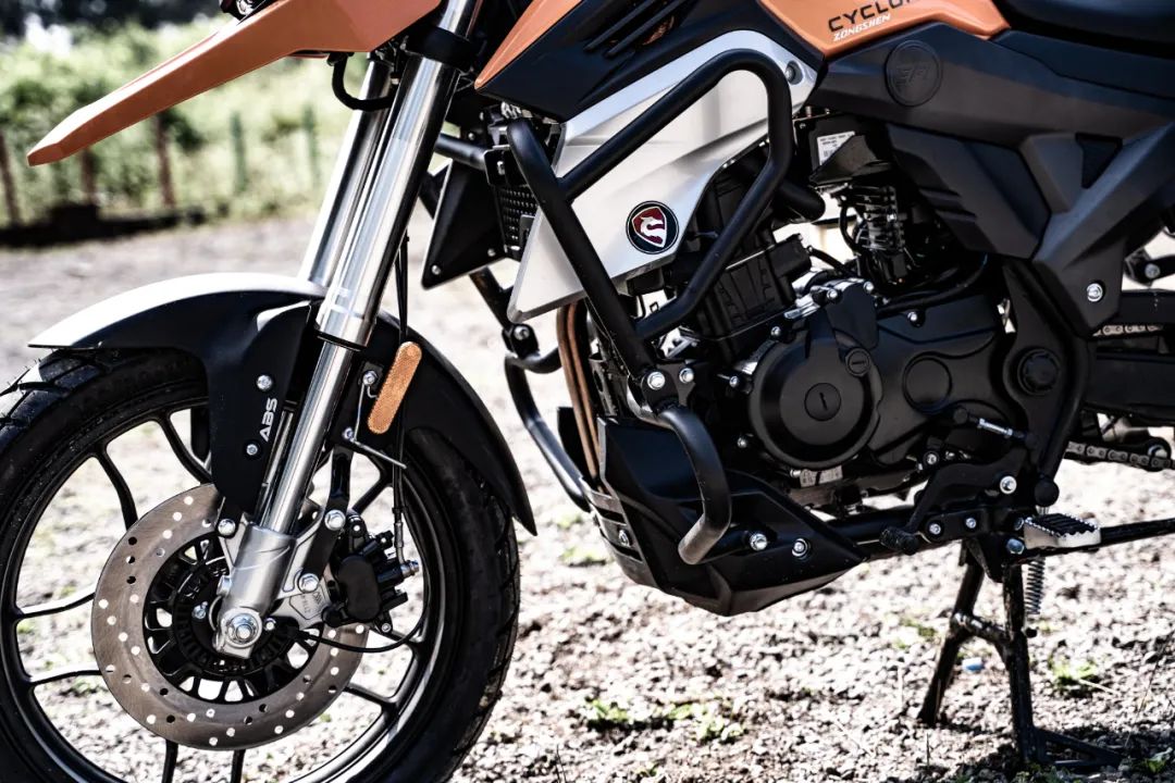 配abs的2021款赛科龙rx1s迎来六项升级_手机凤凰网