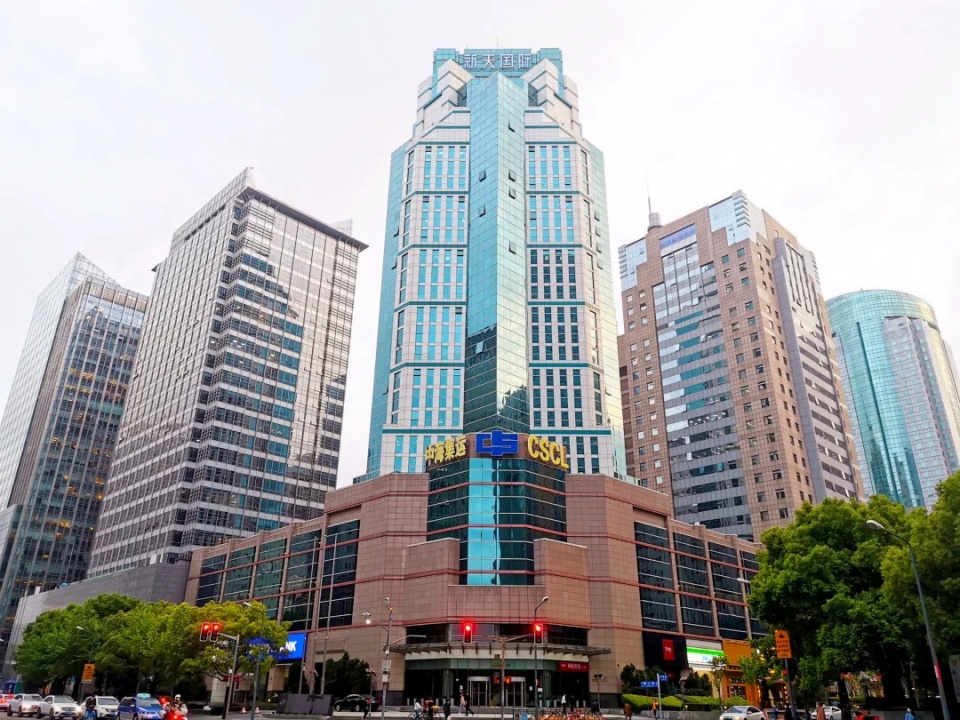 再传捷报!格力中央空调中标上海新天国际大厦