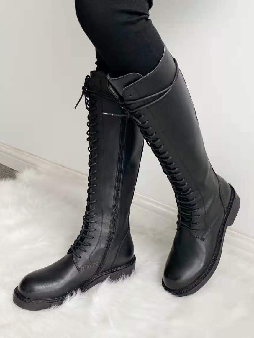 谁说好看的靴子一定难穿,这4双可以闭眼买!