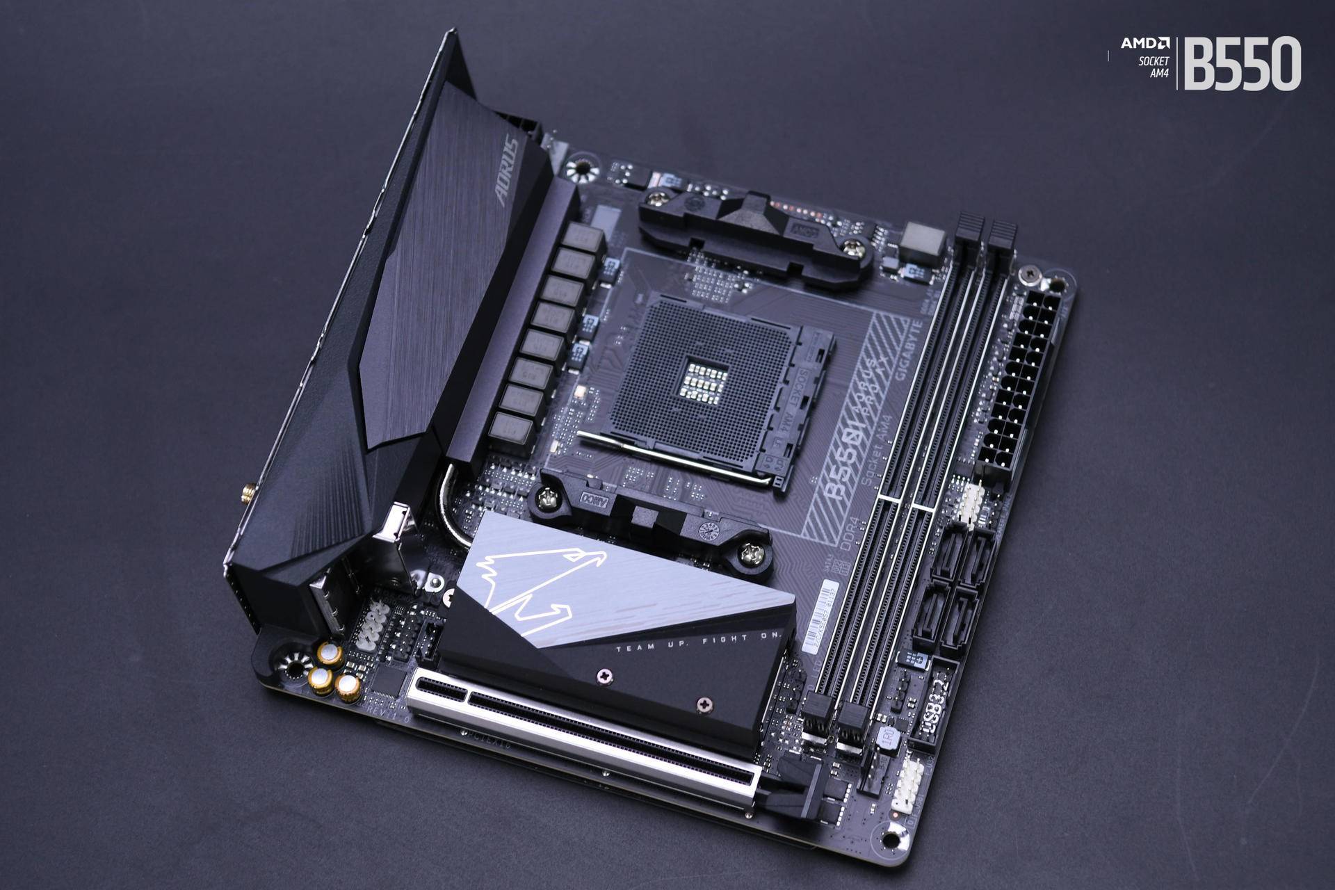 锐龙5600x完美搭档!技嘉aorus b550 itx主板体验