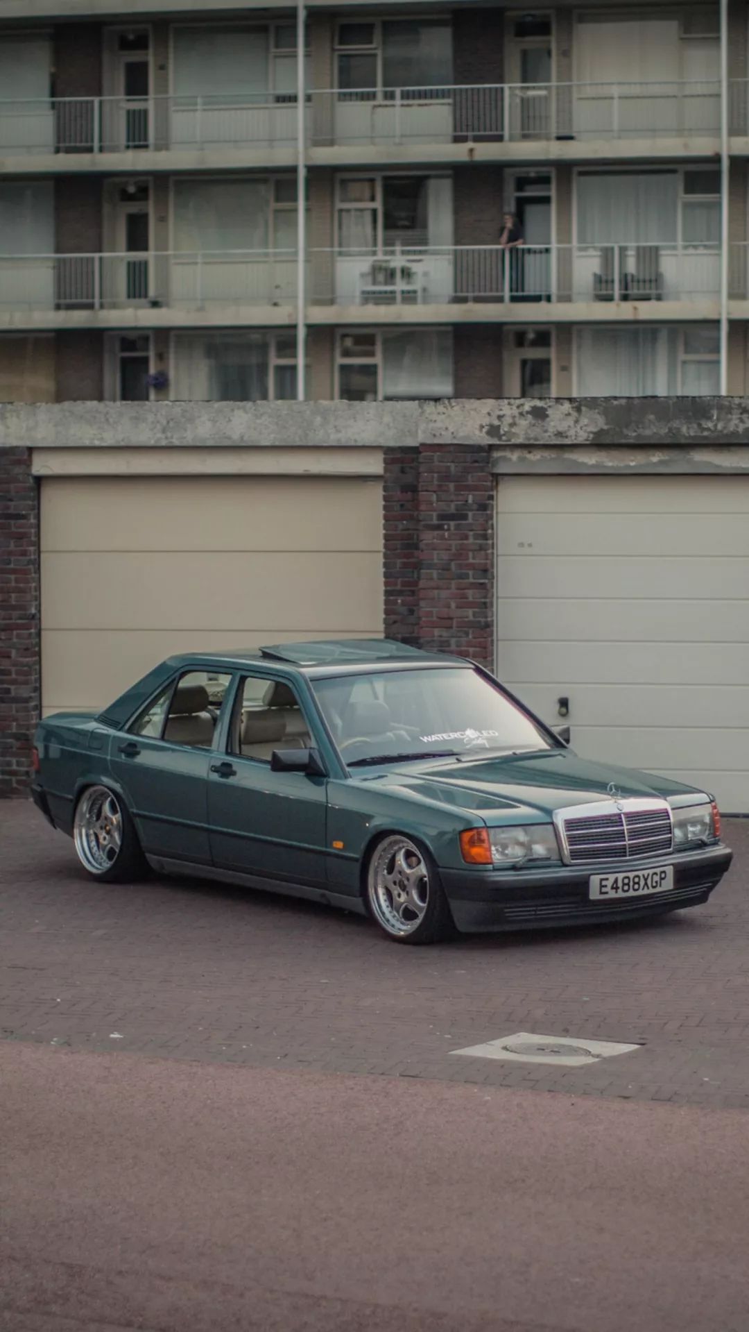 壁纸|经典老车的魅力,这是奔驰190e