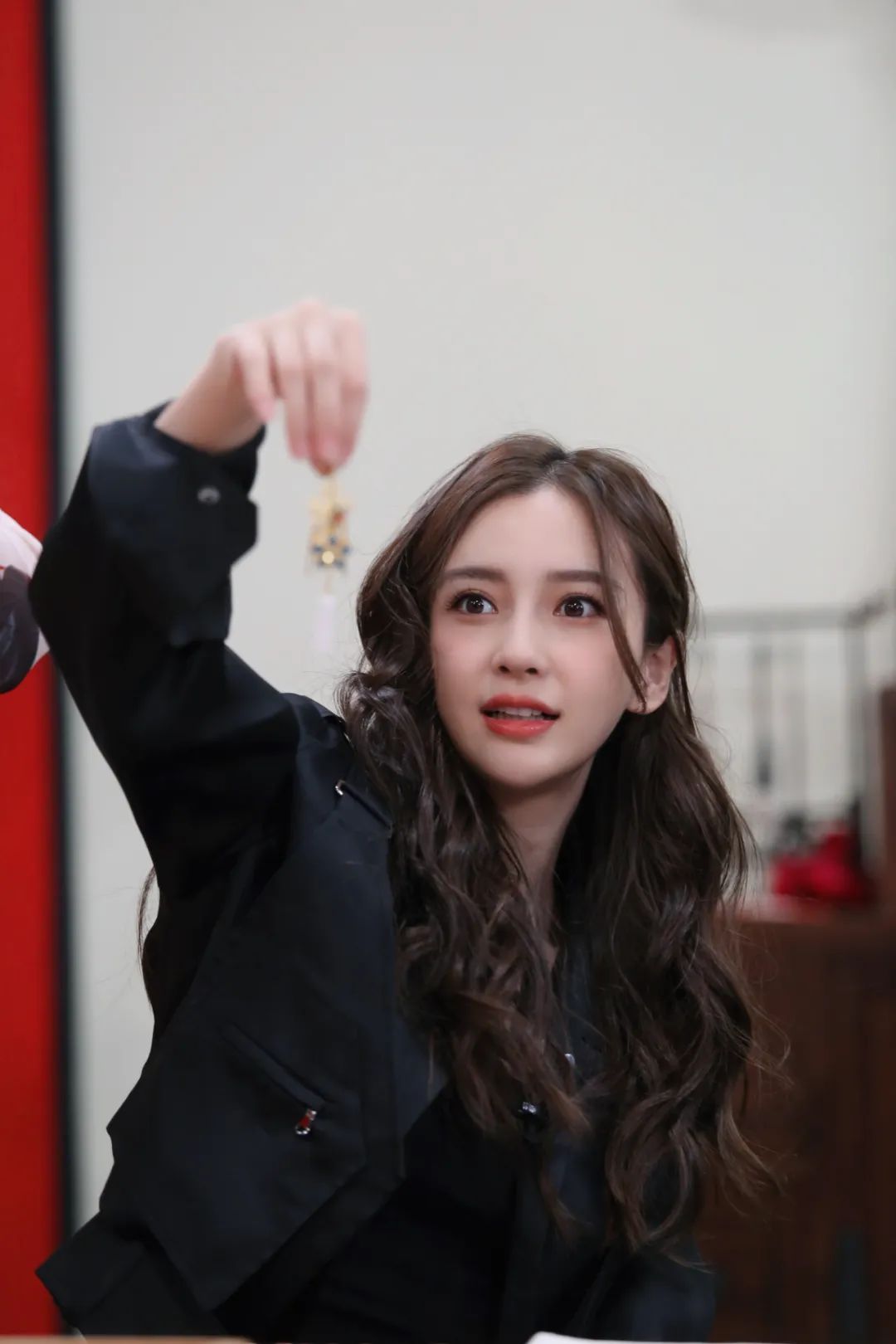 美人计从古装到婚纱最会选综艺造型的还得是baby(图8)