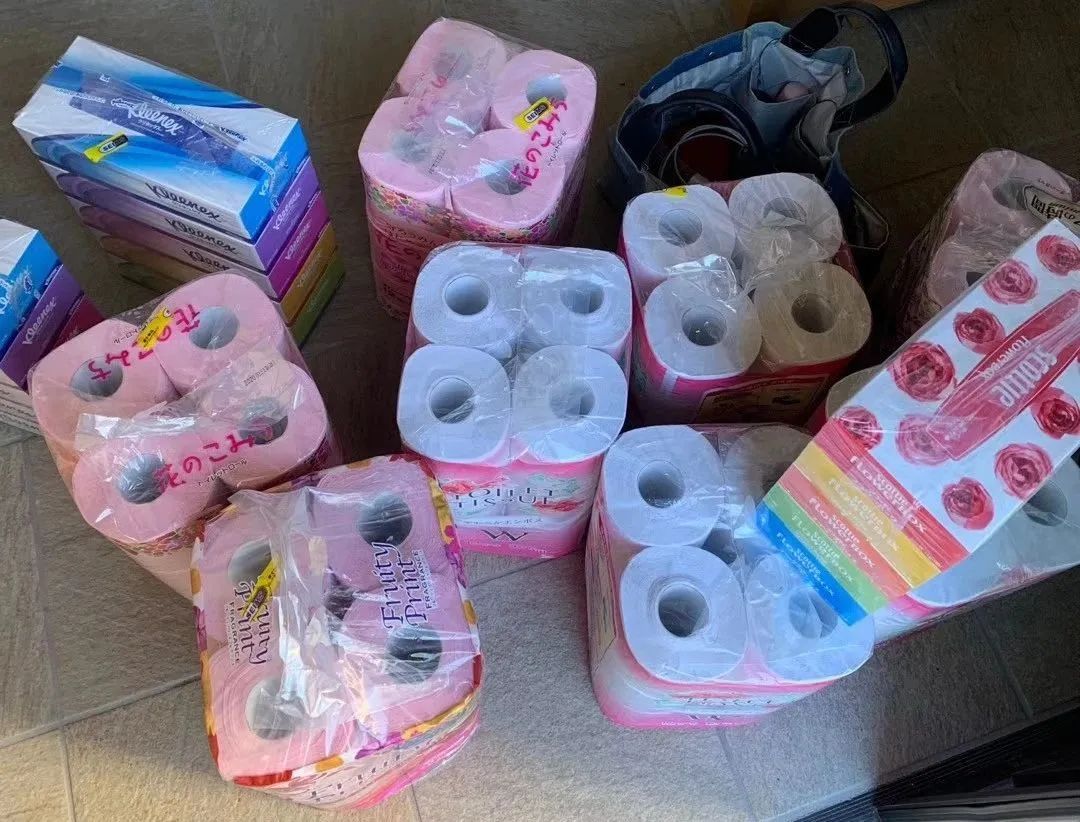 可以没口罩但不可以没有厕纸日本进入紧急状态民众抢购厕纸