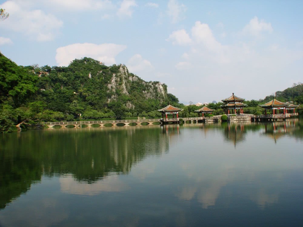 揭阳阳美玉都年经济总量_揭阳阳美玉都图片
