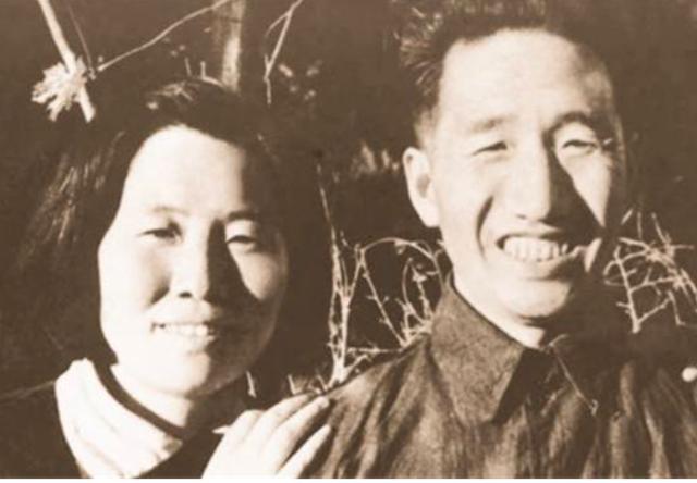 1949年黄杰3万败军逃到越南 被法军投入了集中营_凤凰网