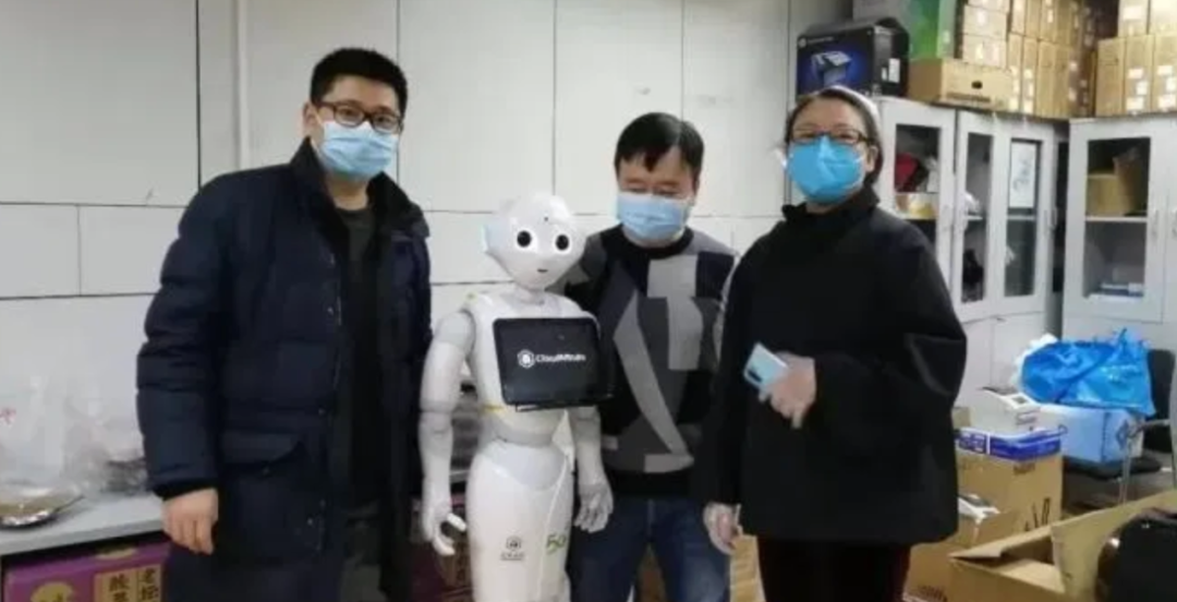 5G组网进度大幅落后，特朗普把美军压箱底的宝贝拿出来卖了