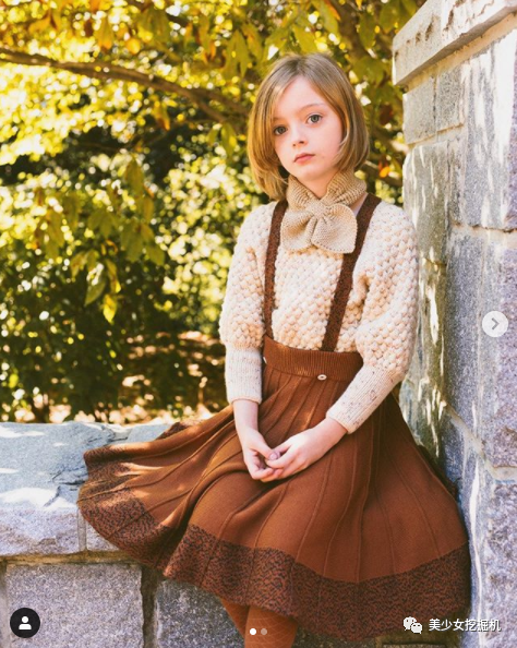 萌吐血的复古萝莉让数万少女无痛当妈?