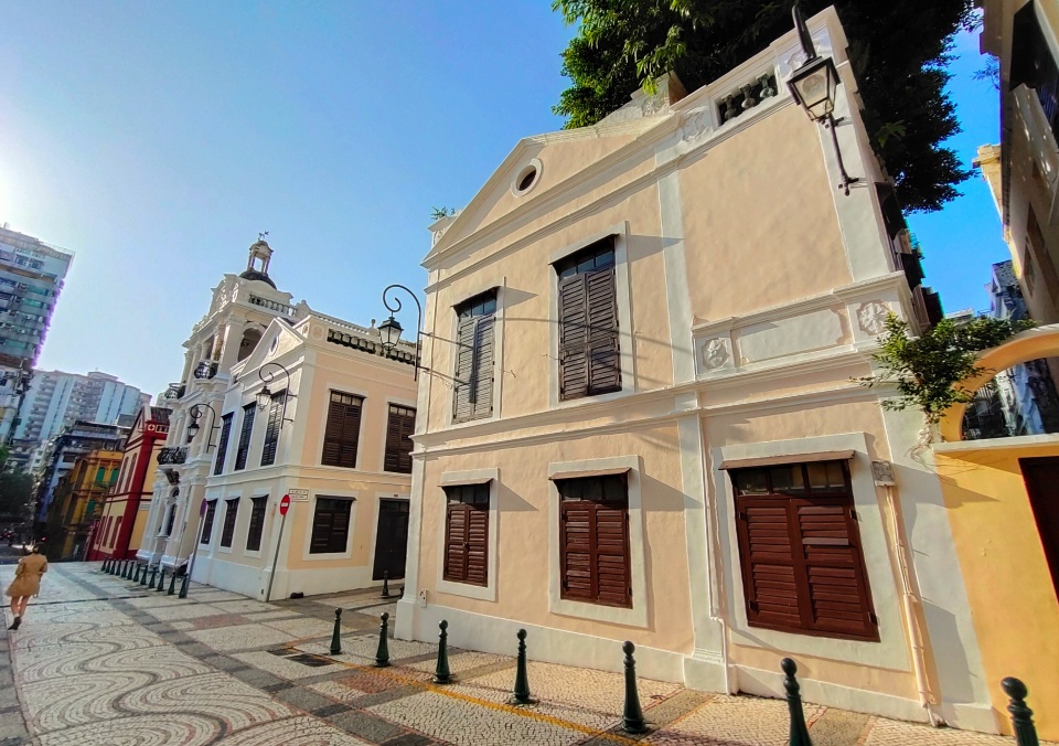 望德堂的建立虽然让麻风病人有了心灵依托,却也让更多的澳门人避之不