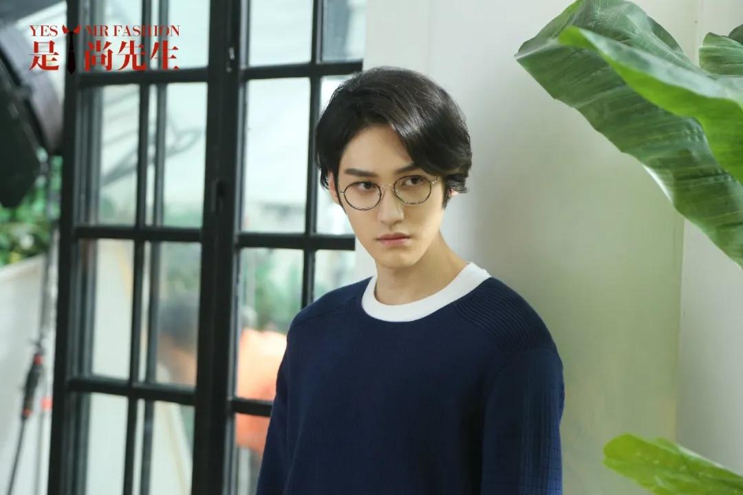 看完《晴雅集》,我记住的居然只有他