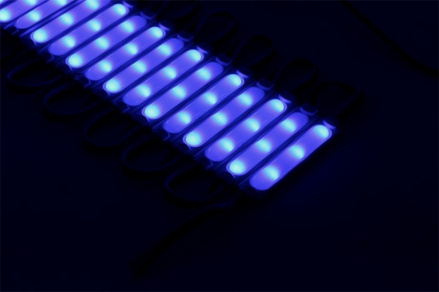 30秒灭掉新冠病毒！加州研究人员开发紫外线LED灯：可对表面、空气、水消毒
