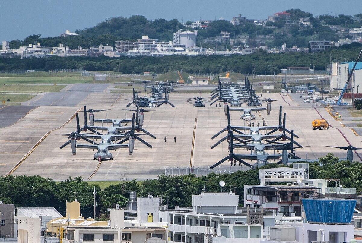 驻日美军普天间海军陆战队航空站