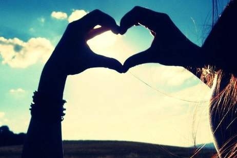 生来注定感情不安容易离婚的命