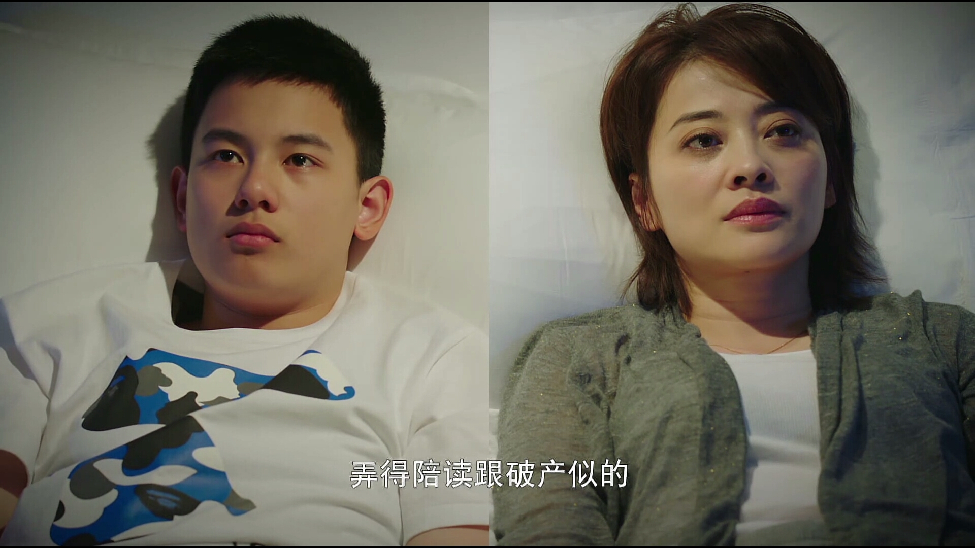 中戏18级合影,胡先煦最端正有精气神,网友:女生有几个好漂亮