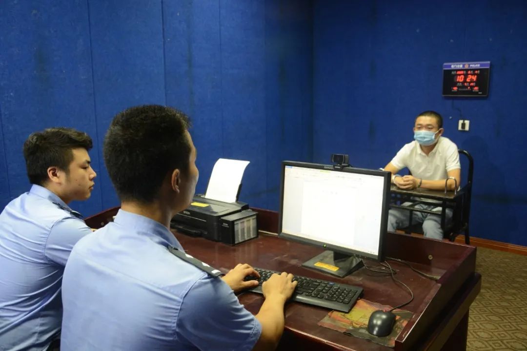 "境外"非"法外",石门公安成功抓获公安部b级逃犯文某