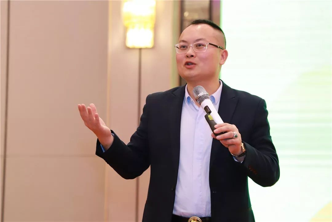 一直以来,以刘家辉董事长为核心的总部高管团队十分关注分院的发展,竭