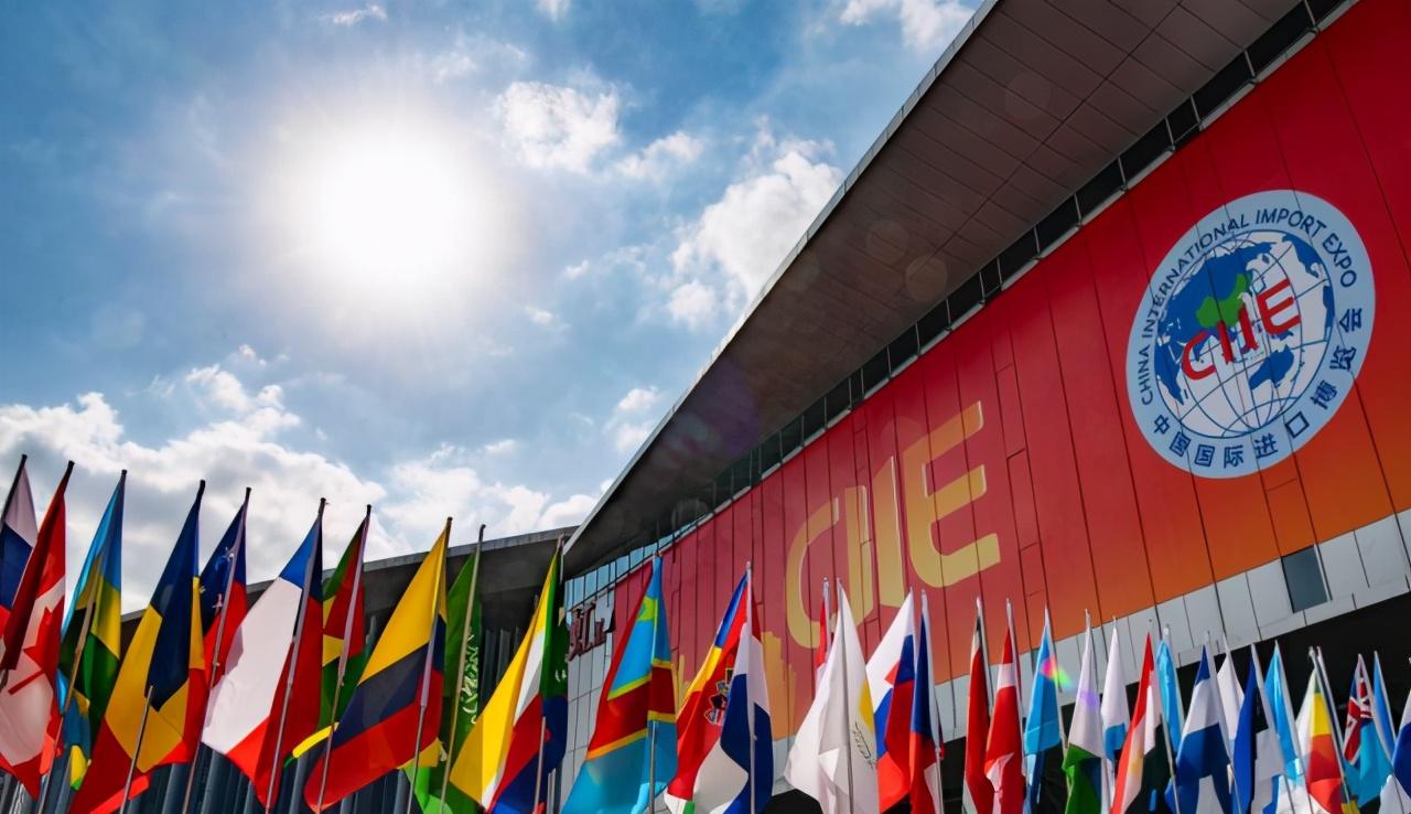 第三届中国国际进口博览会盛大开幕 开放合作是进博会的灵魂