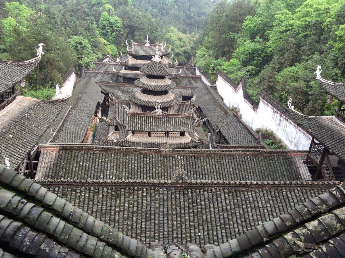 教育向少数民族倾斜,从古代就开始了,西南土司有专门的科举名额