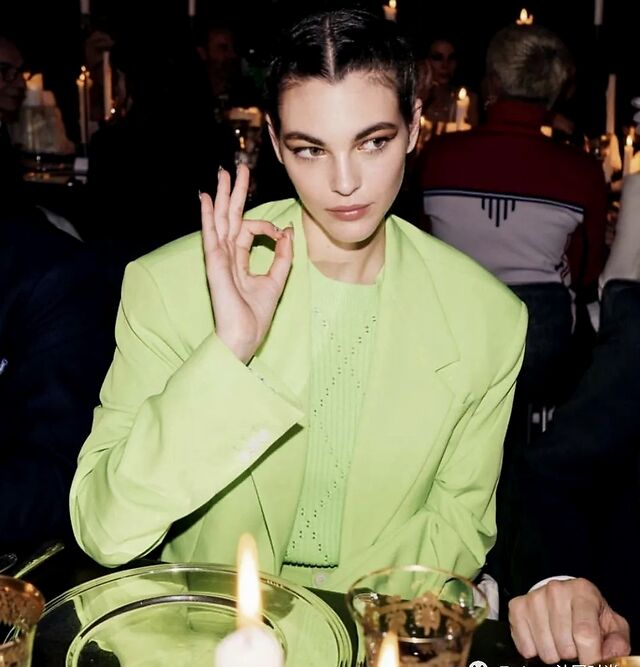 美颜盛世就是如此超模vittoriaceretti看一眼就让人沦陷