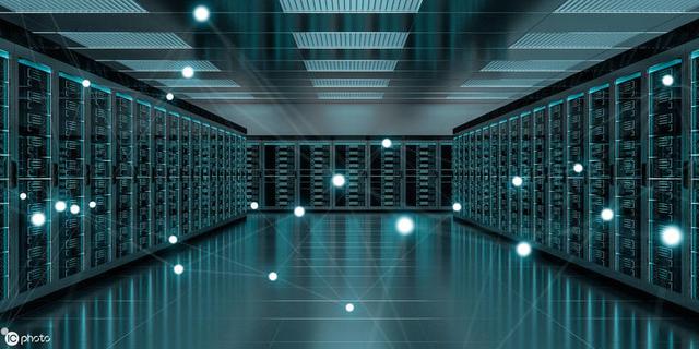 可以实现高并发处理系统来处理海量请求,也可以搭建存储海量数据的云