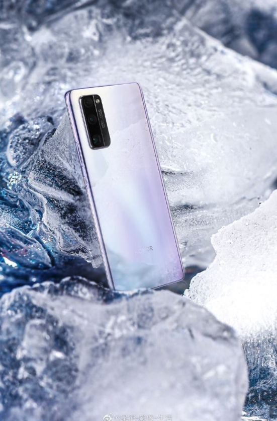 荣耀30系列流光幻镜,镜面机身让景色美丽翻倍