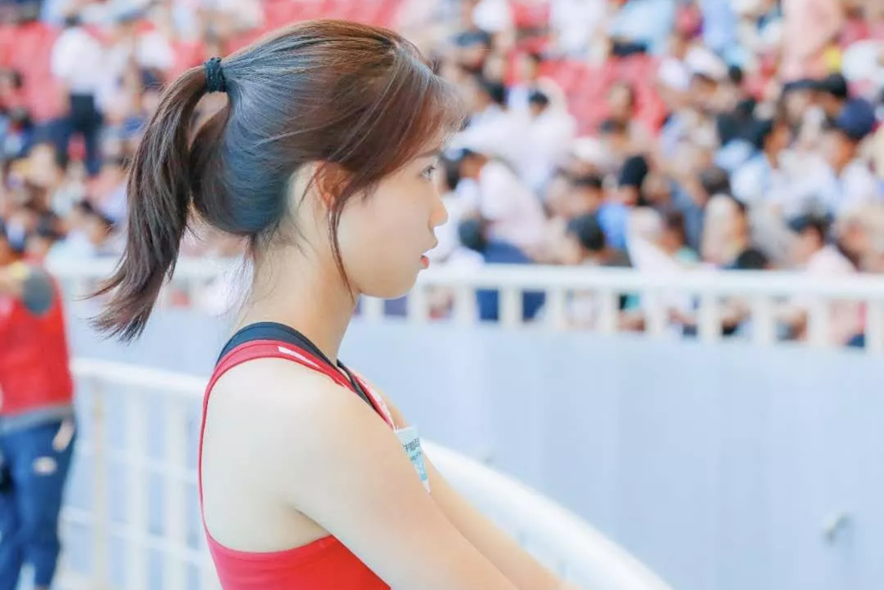 <em>武汉市</em>第一中学，两位<em>体育</em>特长生，“跑着跳着”进了清华 - 球皇体育