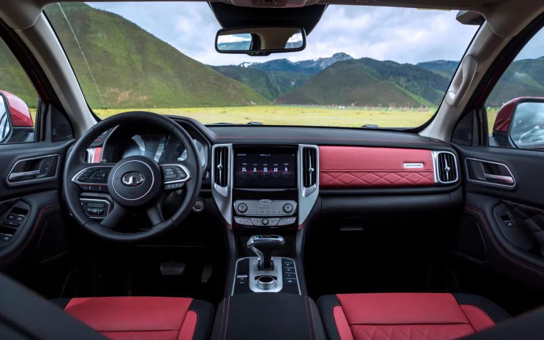 长城炮越野版:这款皮卡看着都兴奋,我还试驾了!【快车体验305】