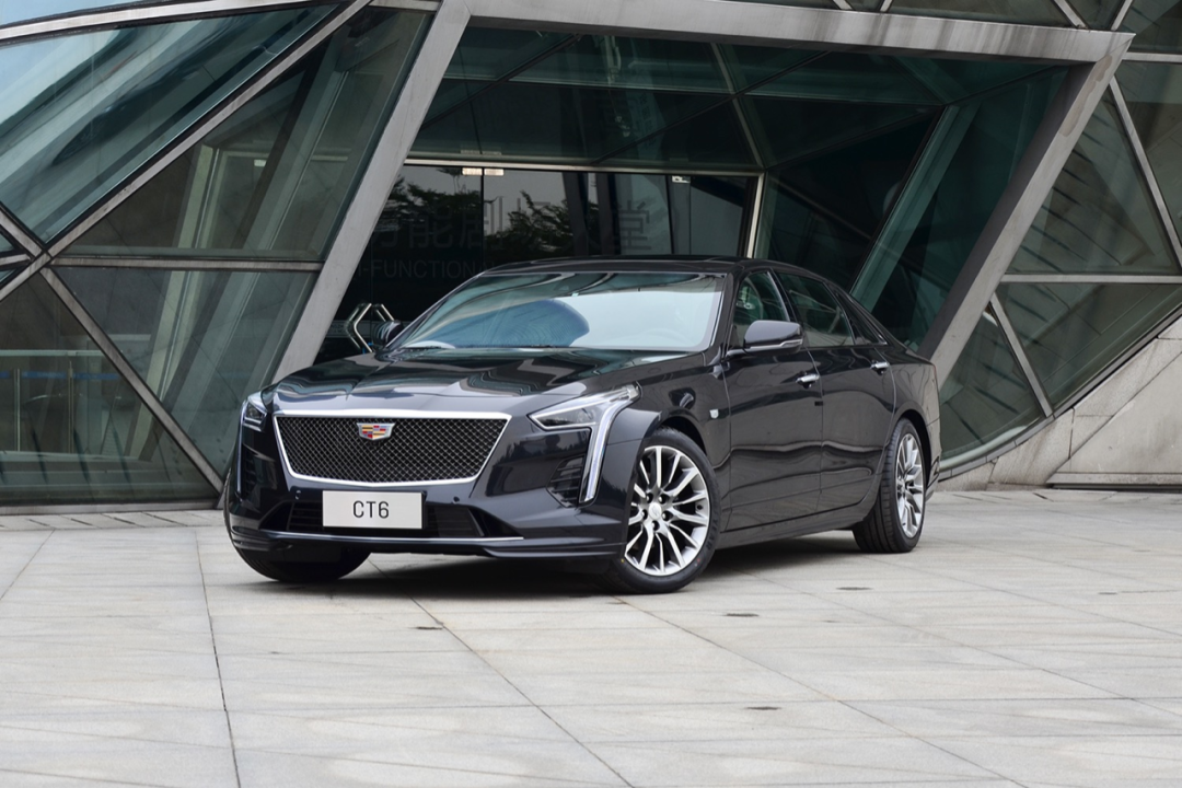 小钱也能办大事 凯迪拉克ct6是中大型豪华轿车性价比首选?