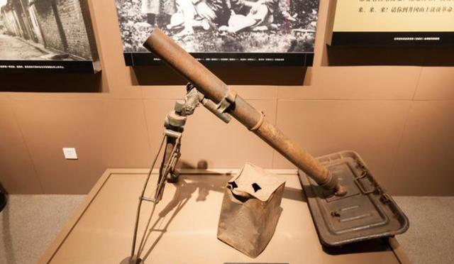 82毫米迫击炮有多猛?曾击毙日本中将,日军遇见此炮便匆忙回避