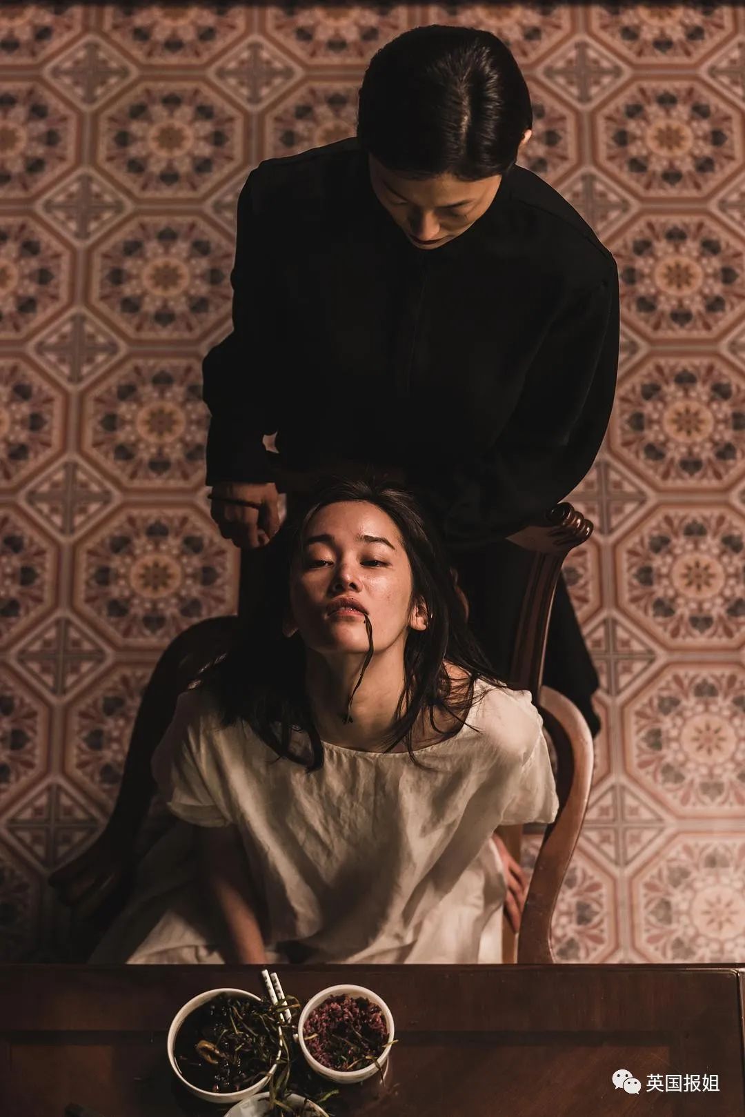 韩国“19禁女王”变连环杀人狂：继母惨死，只因一通电话_凤凰网