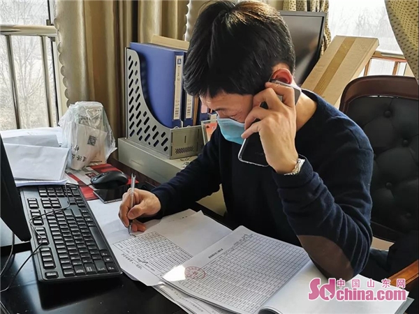 左中伟说一天需回复七八十个咨询电话,企业最关心还是"复工需要准备