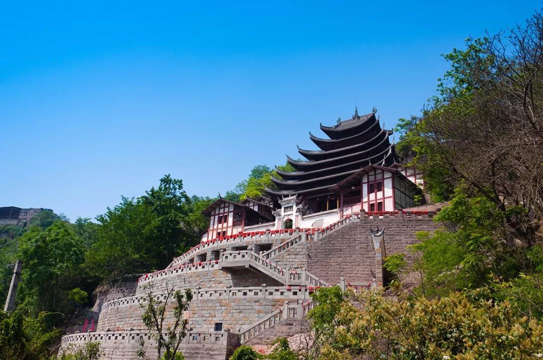 石门大佛寺只见观音不见佛千年奇谜至今未解