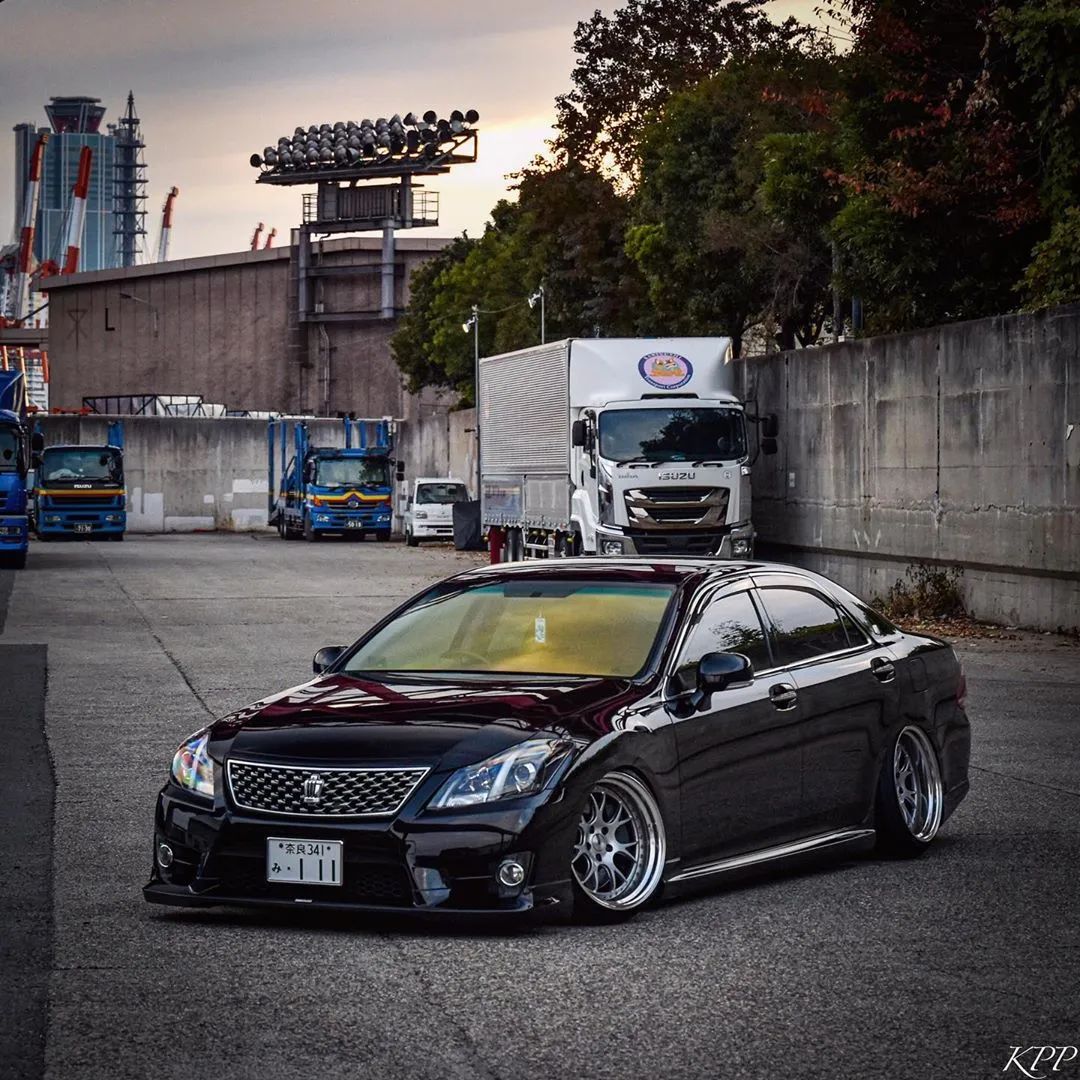 议车房|新款皇冠官图发布,可惜再无缘国内了,你觉得遗憾吗?