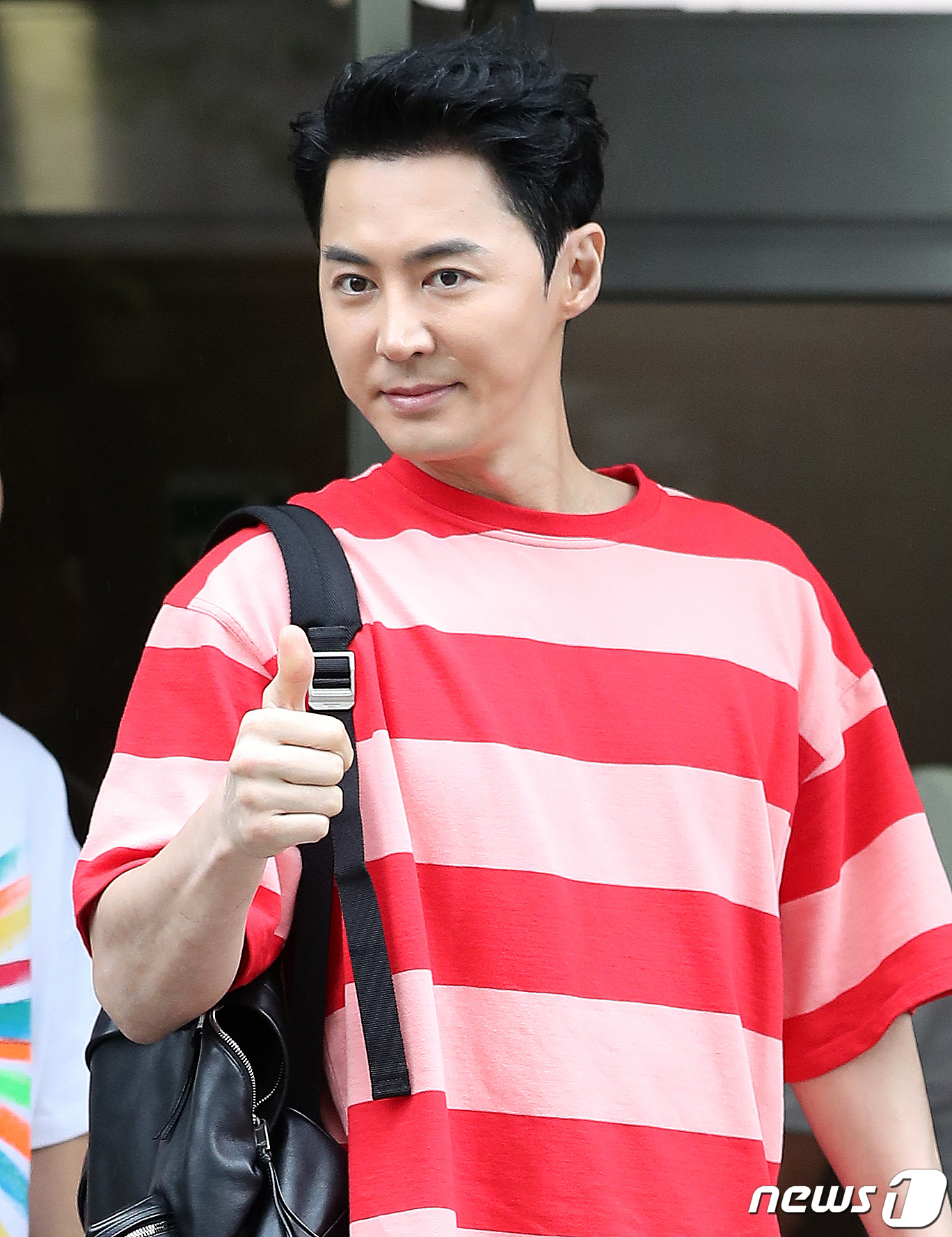 神话junjin原定9月13日婚礼延期受新冠疫情扩散影响