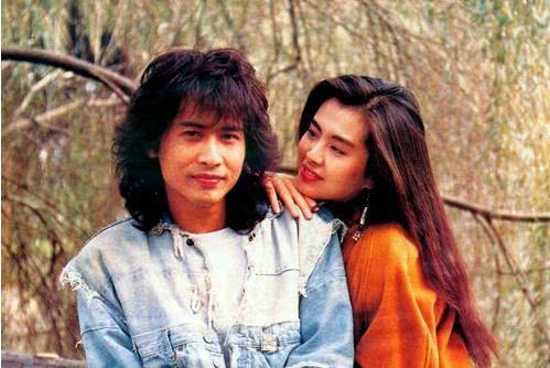 而这一切,都在齐秦的前女友方美芳出现的时候戛然而止.