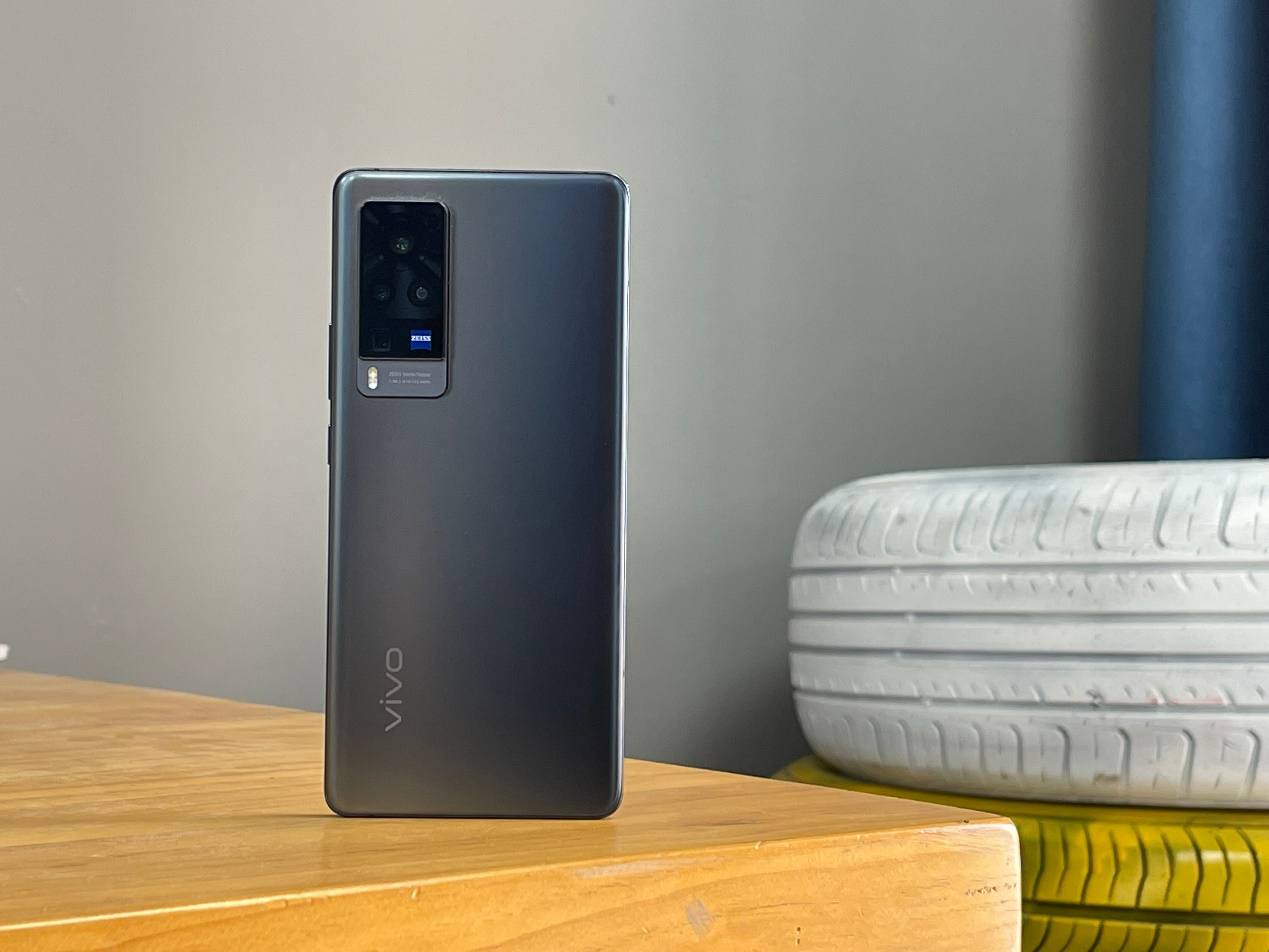 集颜值,手感,性能,影像于一身,这款新年献礼旗舰有点出色__凤凰网