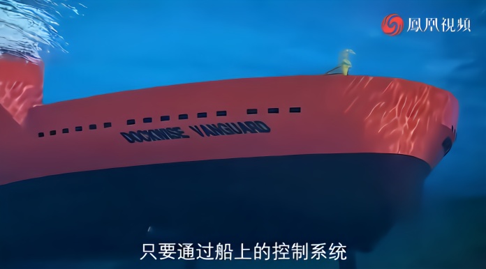 堪比中国075两栖舰，第二艘国产9万吨巨舰下水，长255米宽68米